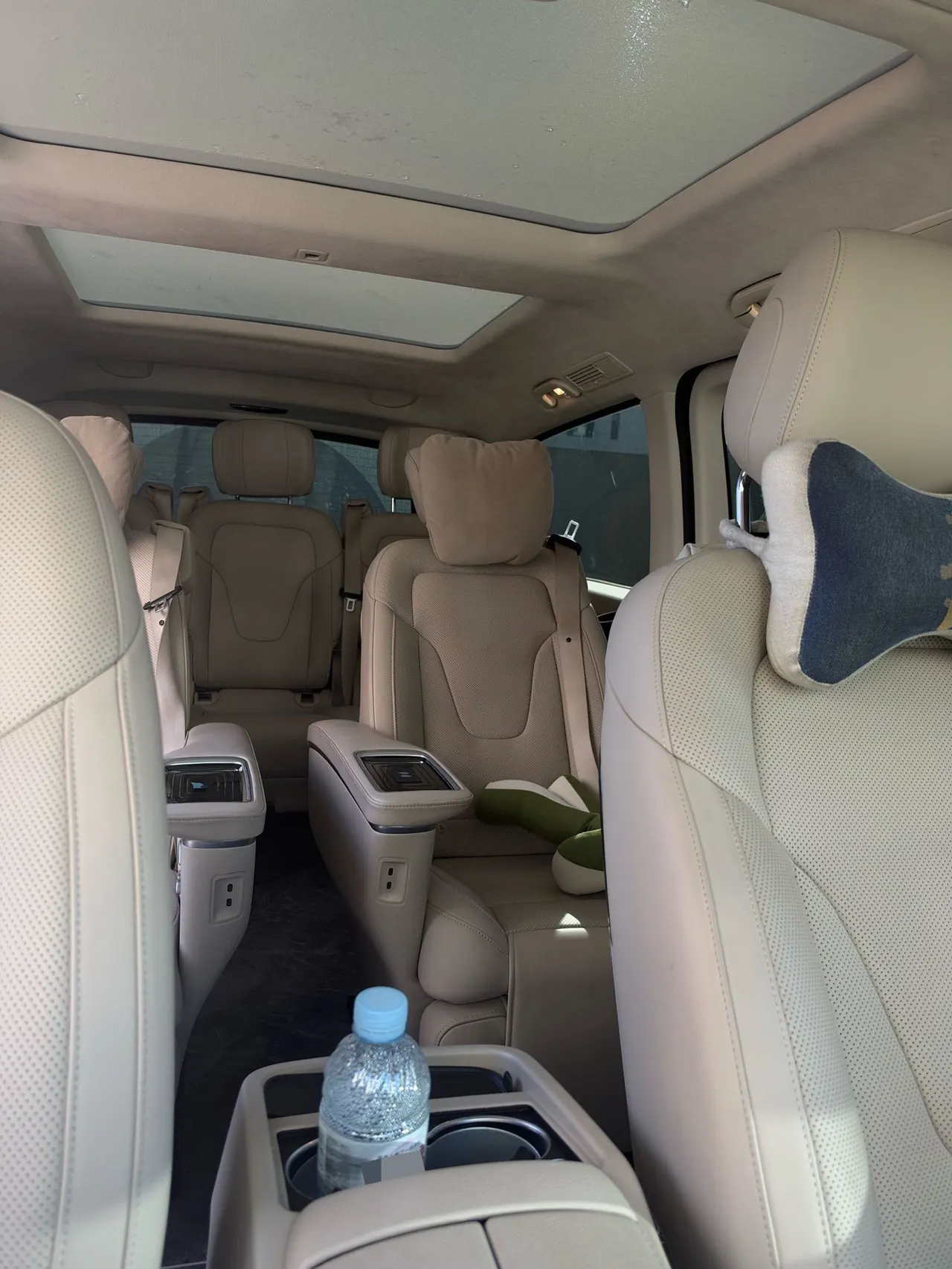 Mercedes Benz V 2022V 260 L 2.0T Deluxe Edition Automatic Gear 4