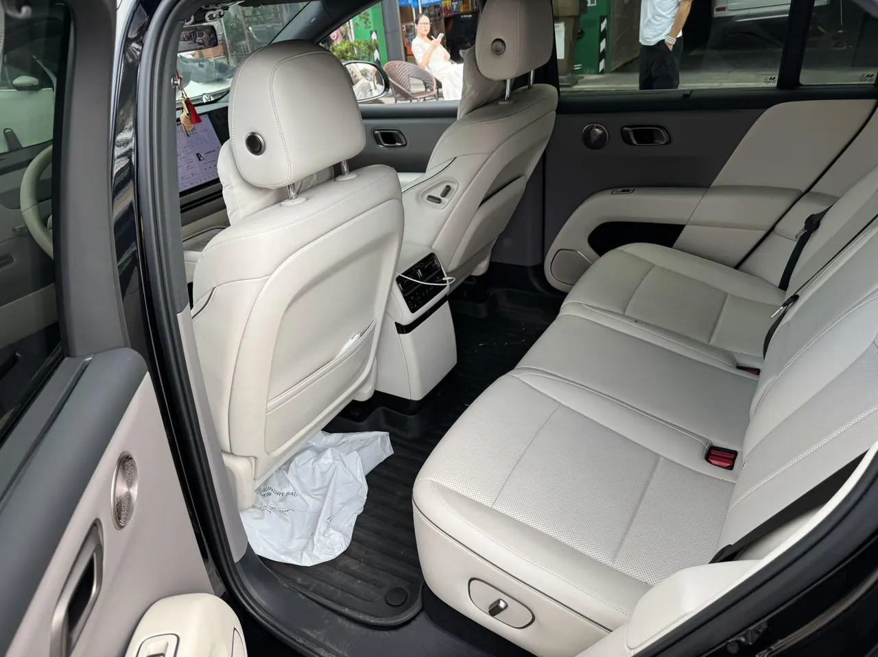 Li 2025 i6 four-wheel drive basic automatic transmission 5