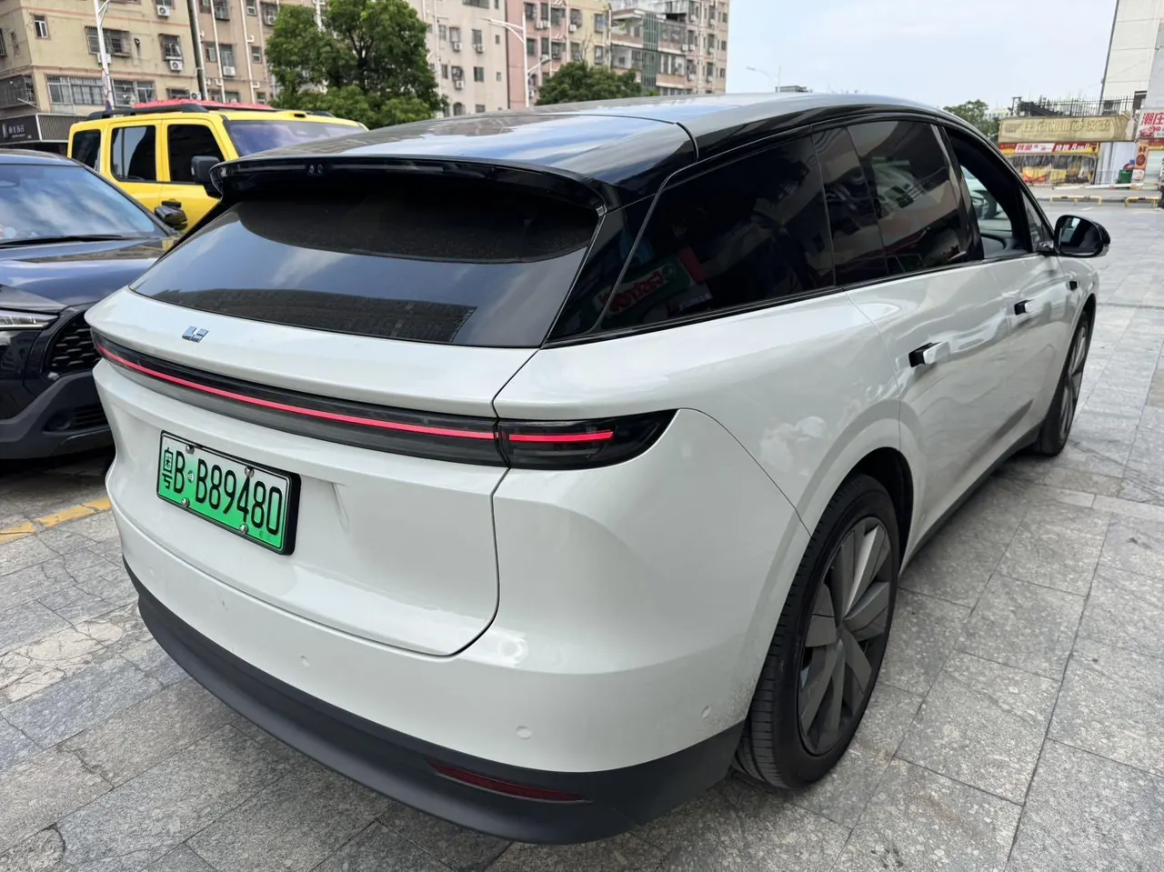 Li 2025 i6 four-wheel drive basic automatic transmission 8
