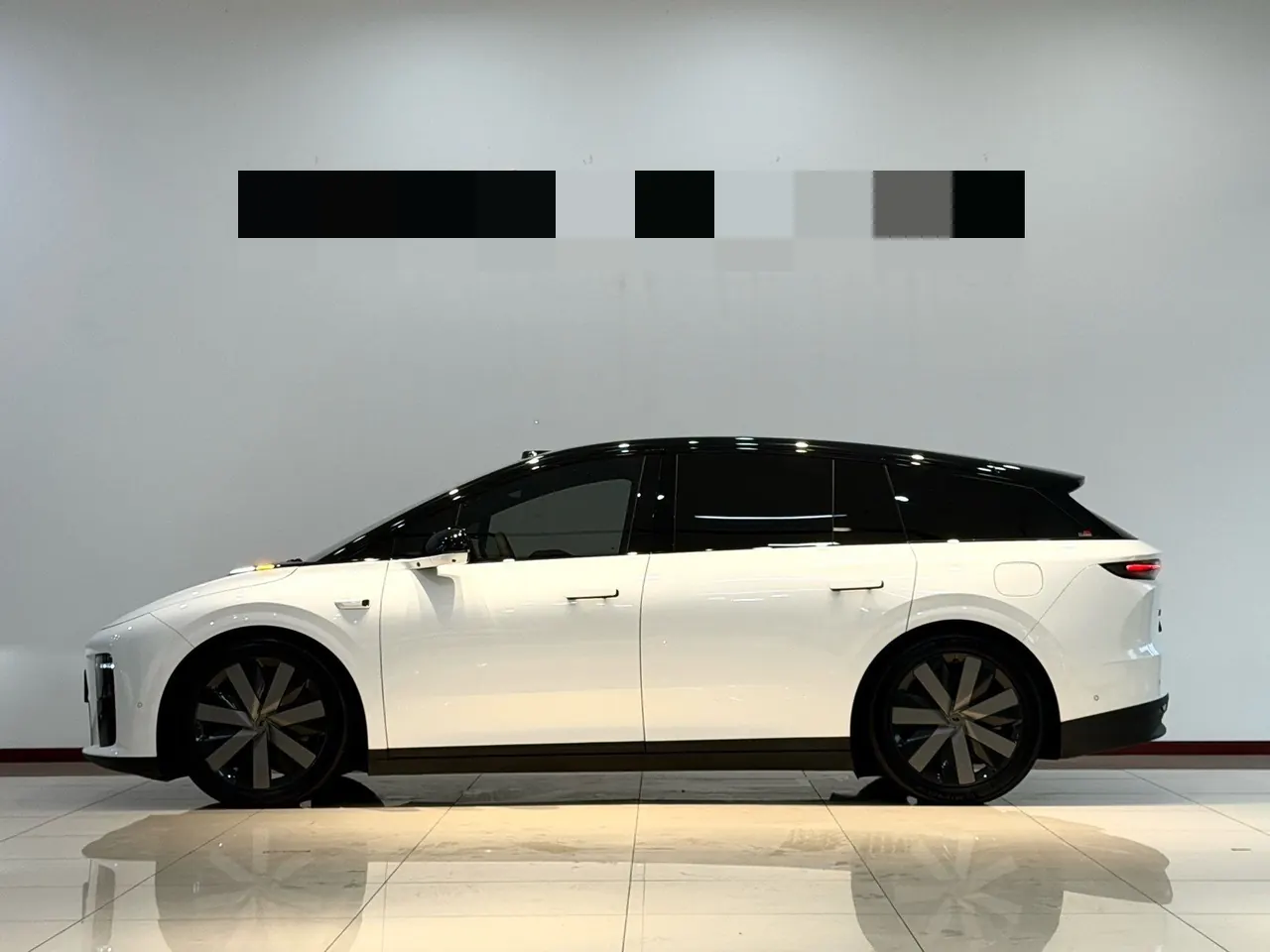 Li 2025 i6 four-wheel drive basic automatic transmission 3