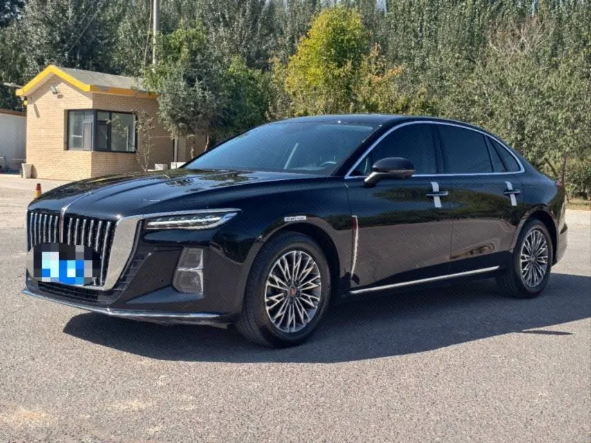 Open image lightbox: HongQi 2025 H5 1.5T Flag Rhyme 500000 Commemorative Automatic Gear
