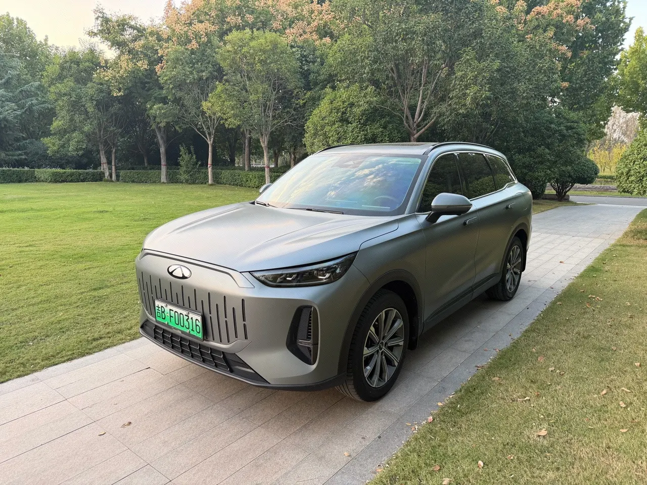 Chery 2024 Fengyun T9 C- DM 1.5T 120 Long Endurance Comfortable 5-seat Automatic Gear - View 1