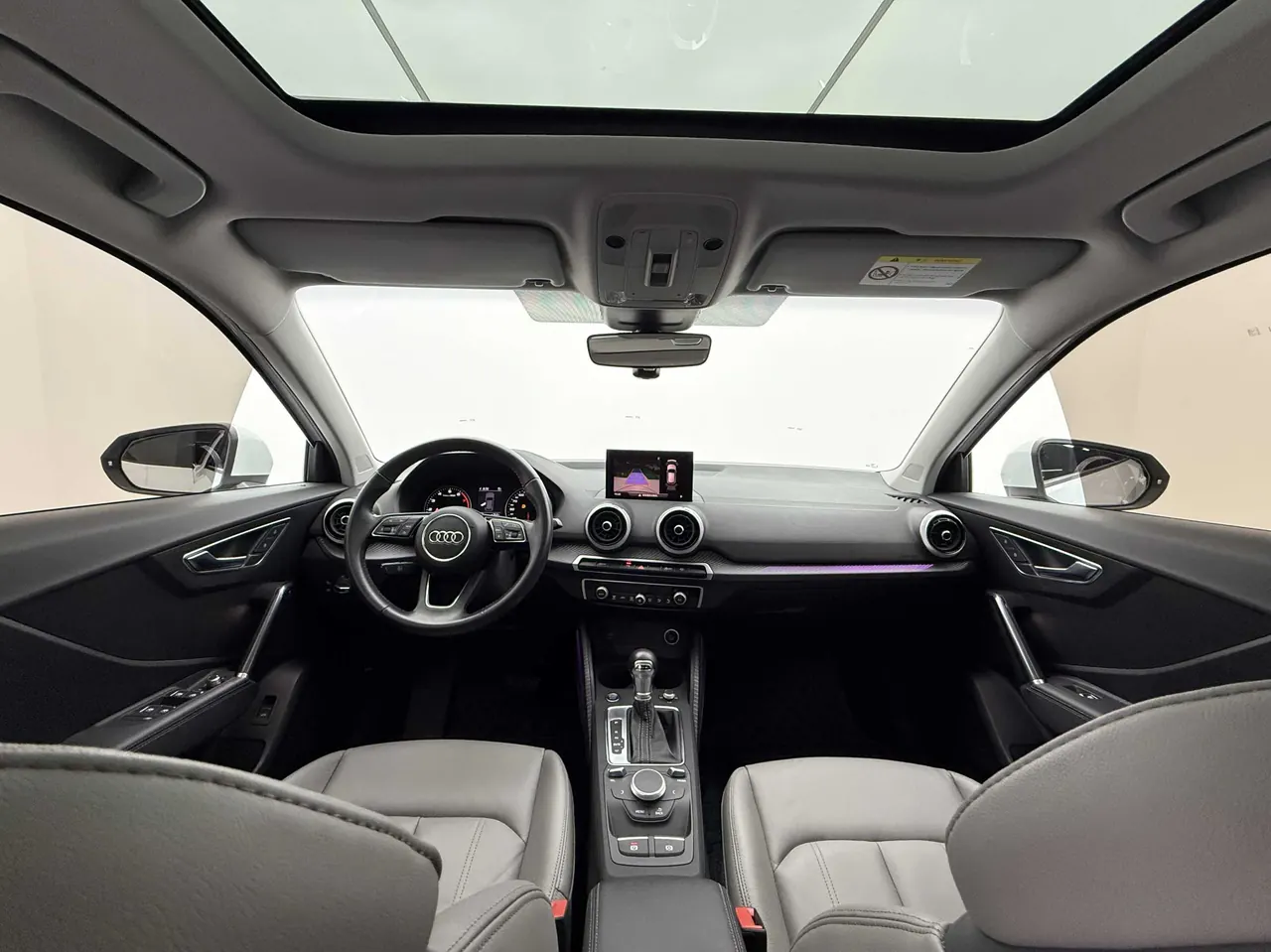 Audi 2022 Q2L 1.4TFSI 35TFSI Fashion Elegant Automatic 12