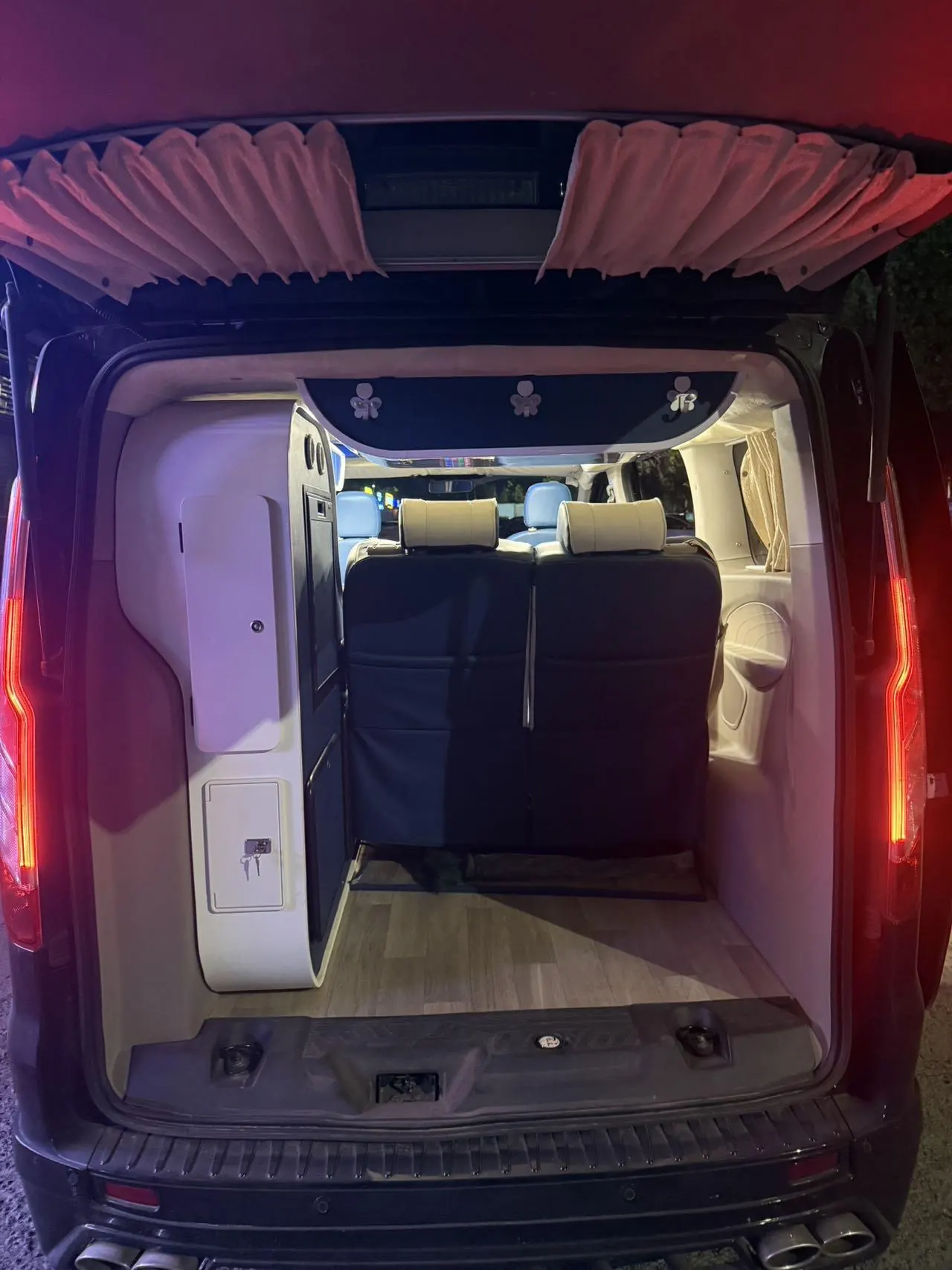 Ford 2020 Turuio 2.0T Jingrui Edition Automatic Gear 4