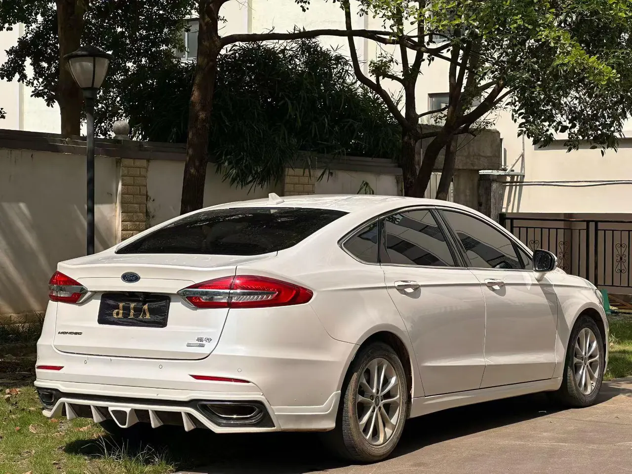 Ford 2020 Mondeo 1.5T EcoBoost 180 Luxury Automatic Gear 7