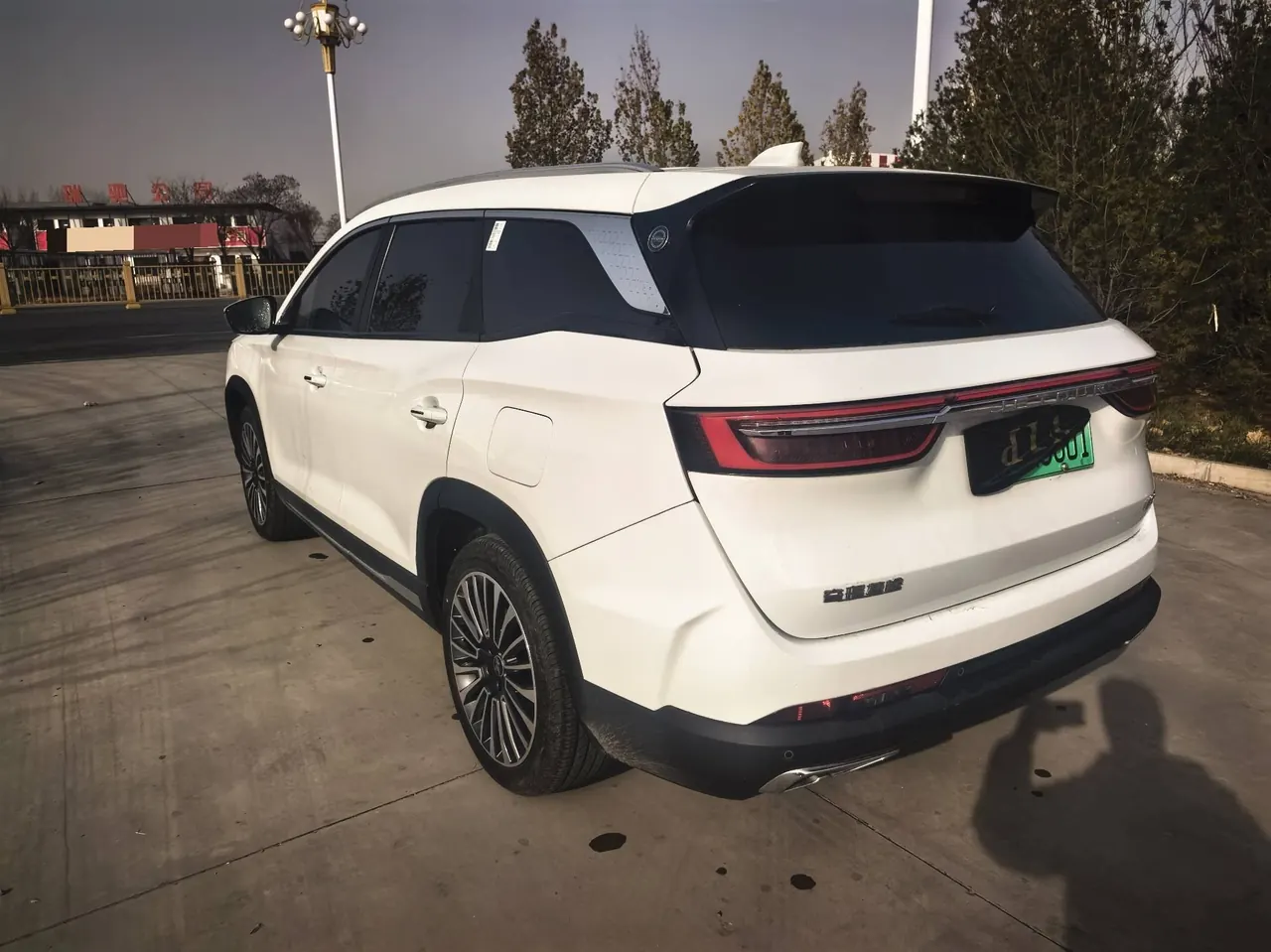 Jetour 2023 ShanHai L9 1.5TD Max7 automatic gear 5