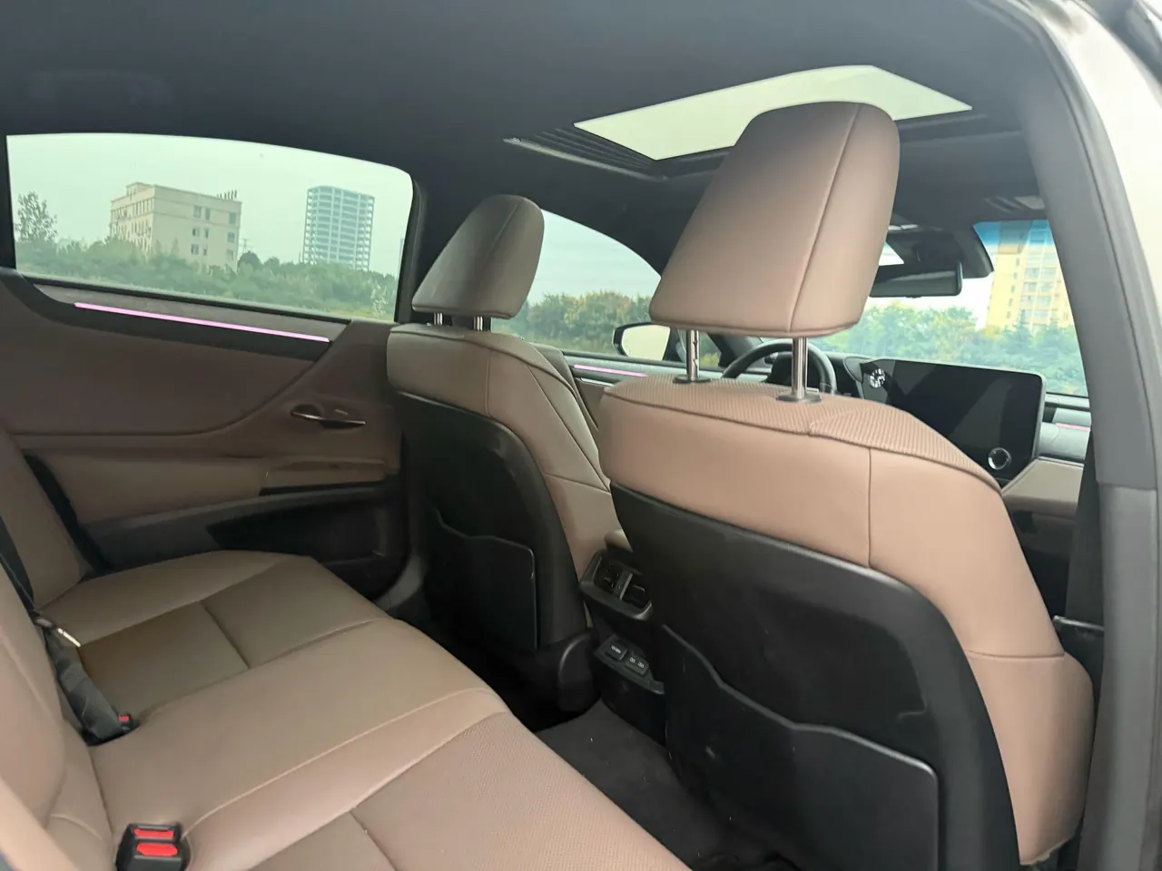 Lexus ES (Imported) 2025 ES200 2.0 Stepless Edition Automatic Gear 9