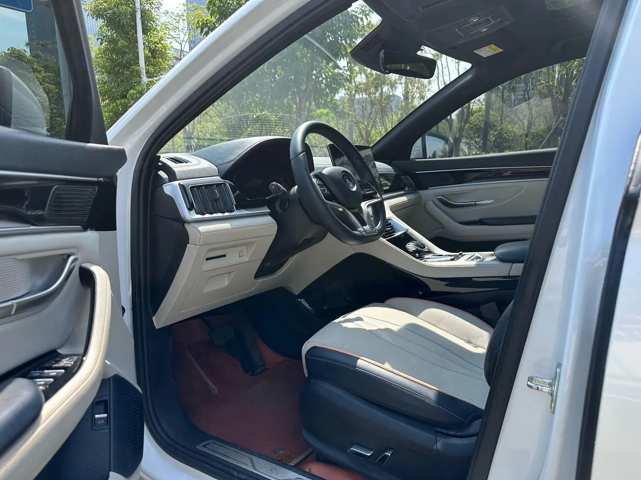 BYD Song PLUS New Energy 2022 Song PLUS DM-i 1.5 Stepless 110KM Flagship PLUS 5G Edition Automatic Gear 5