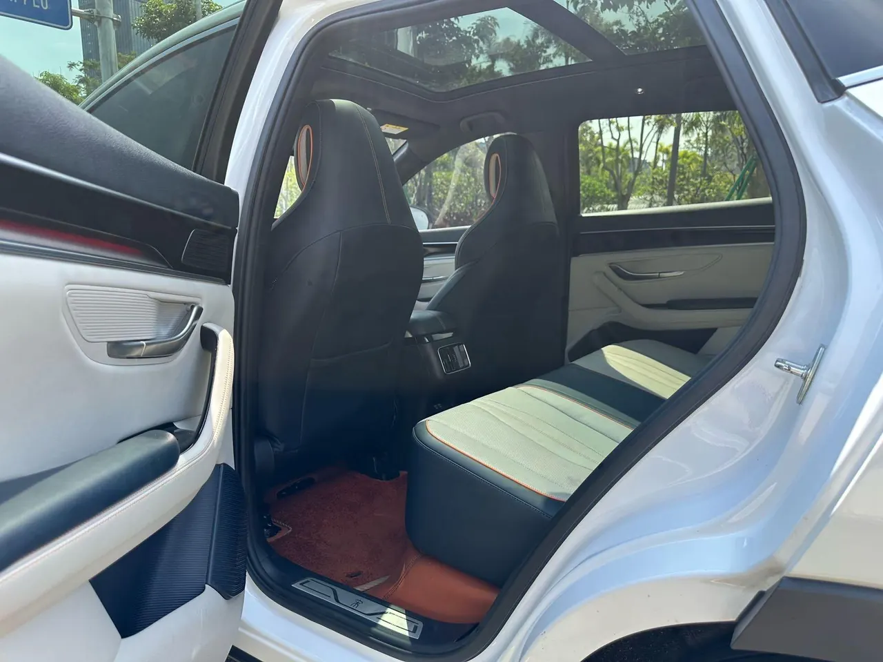 BYD Song PLUS New Energy 2022 Song PLUS DM-i 1.5 Stepless 110KM Flagship PLUS 5G Edition Automatic Gear 6