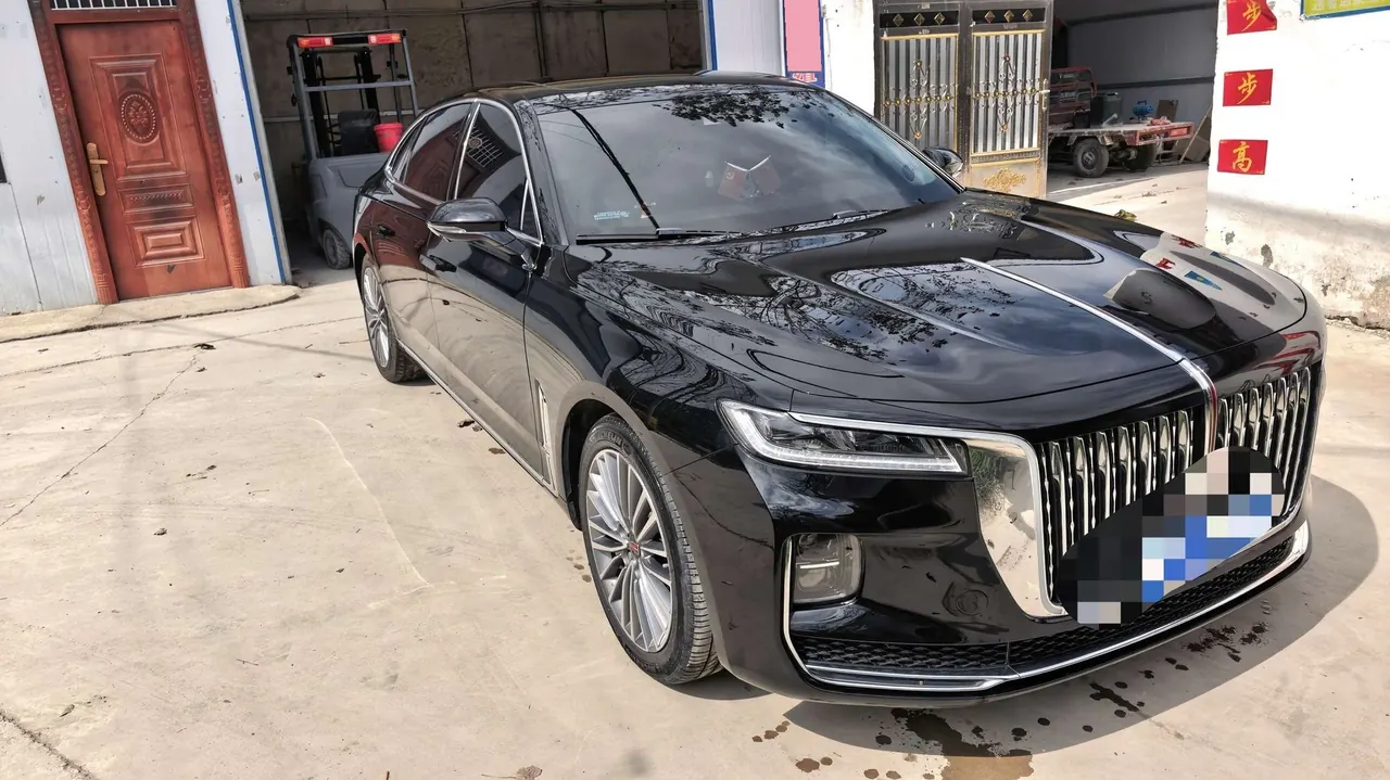 HongQi 2020 H9 2.0T Zhilian Flag Edition Automatic Gear 3