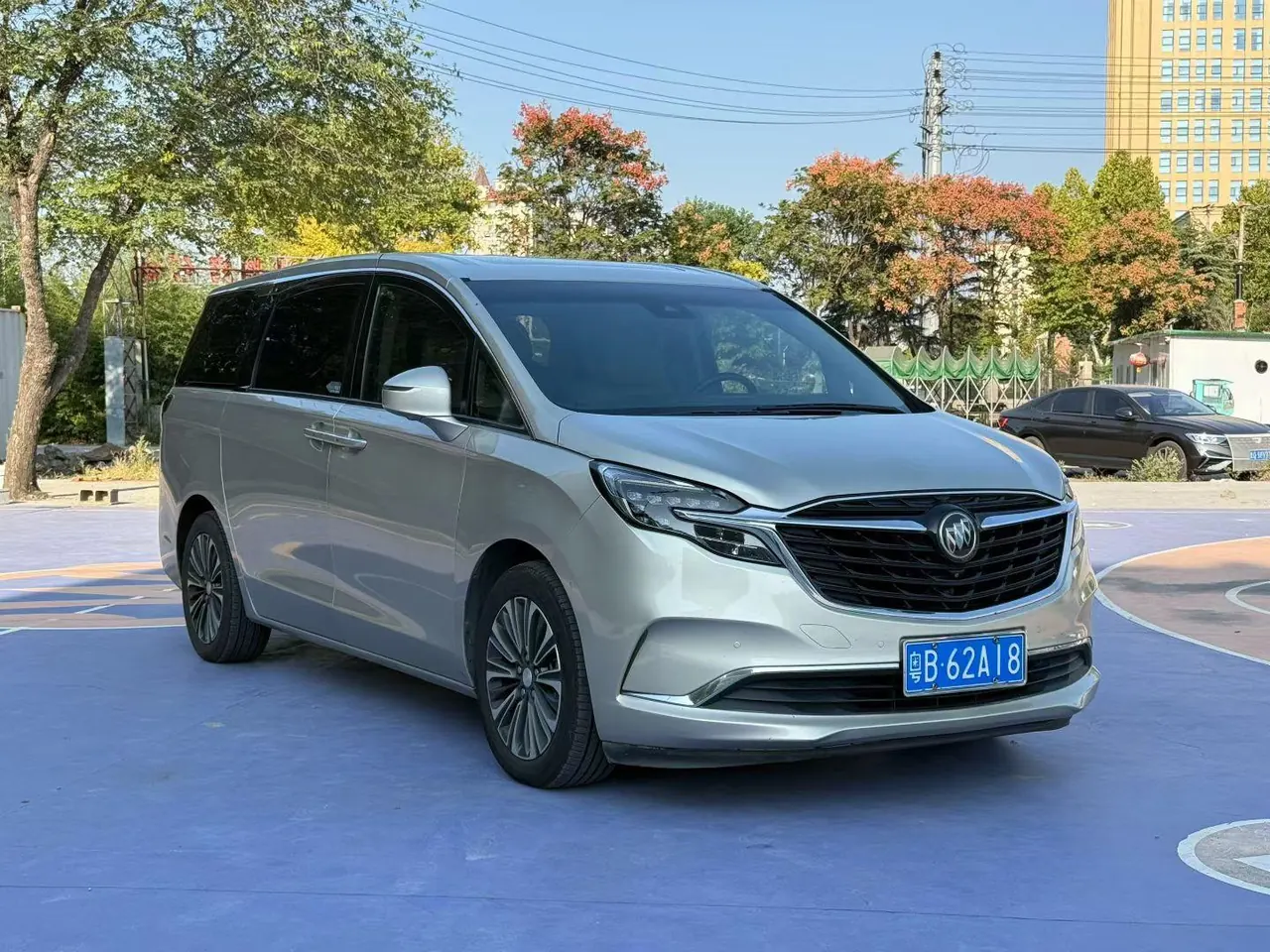 Buick 2020 GL8 ES Lu Zun 2.0T 653T Luxury Automatic Gear 3