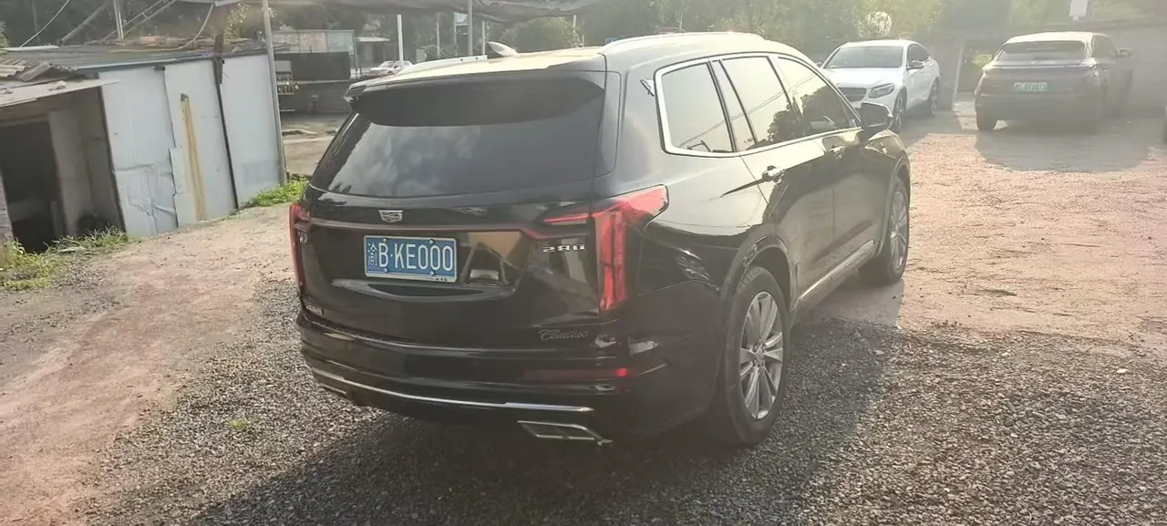 Cadillac 2021 XT6 2.0T 28T 7-seat luxury automatic gear 4
