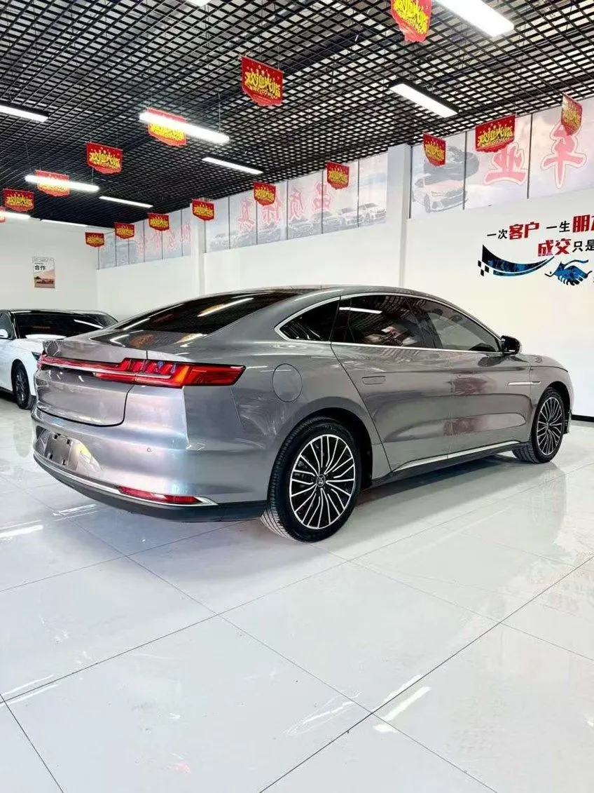 BYD 2020 Han DM 2.0T 4-wheel drive performance version noble automatic gear 7