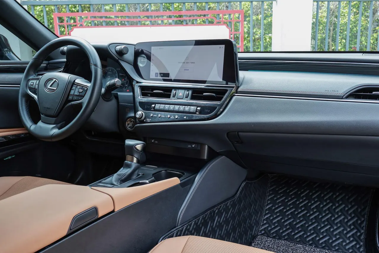 Lexus ES (Imported) 2022 ES200 2.0 Stepless Premium Edition Automatic Gear 7