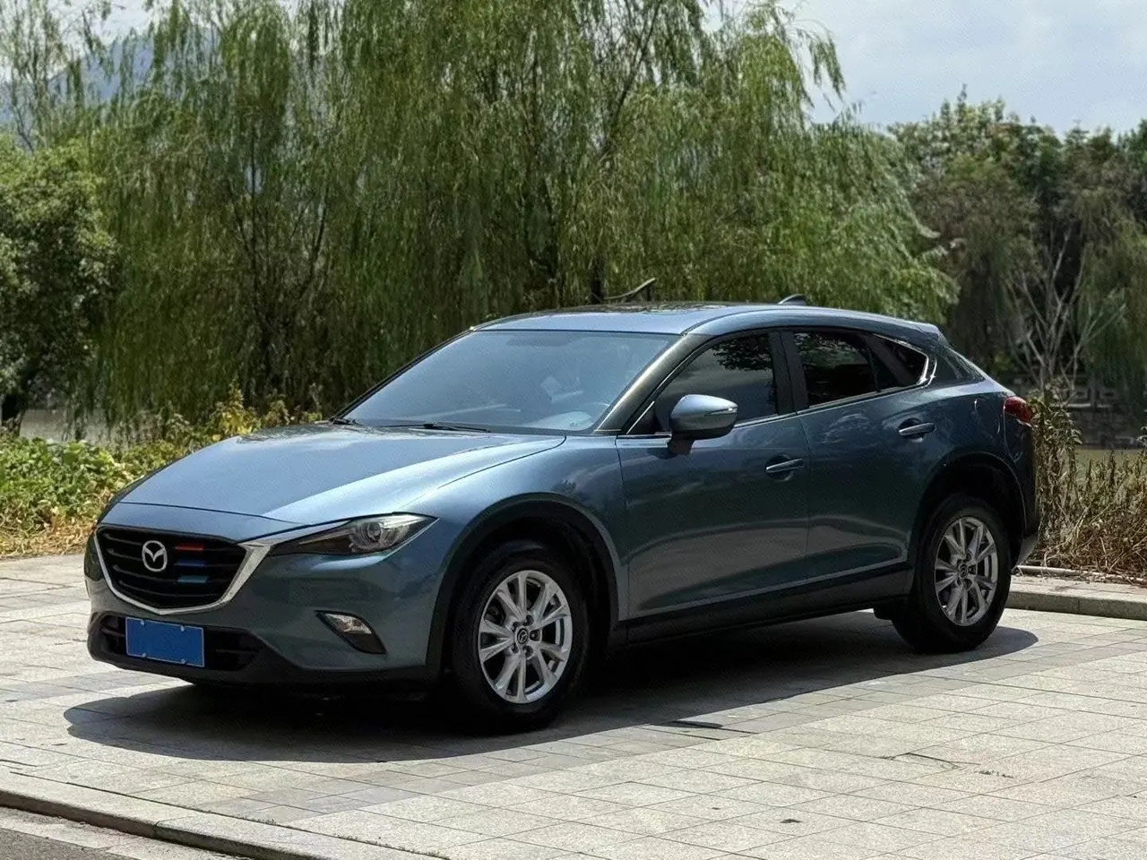 Mazda 2020 CX-4 2.5 four-wheel drive blue sky fearless version of automatic transmission - View 1