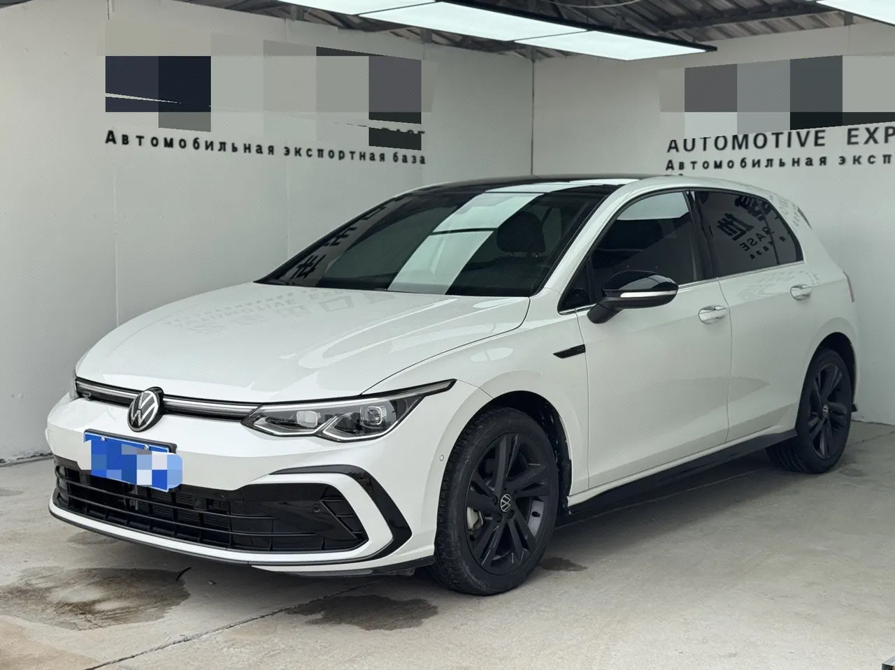 Open image lightbox: Volkswagen 2023 Golf 8 R-Line 1.4TSI 280TSI Lite Automatic