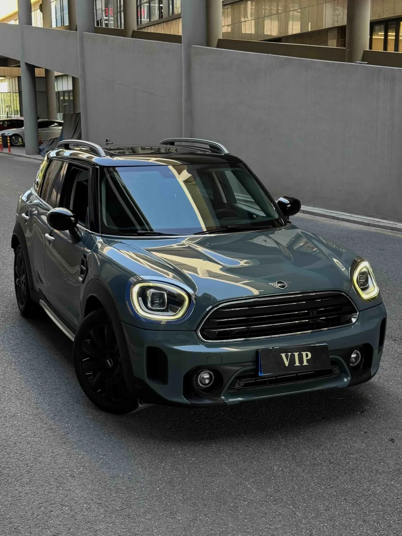 MINI Countryman (Imported) 2021 Cooper Countryman 1.5T Connoisseur Automatic Gear 5