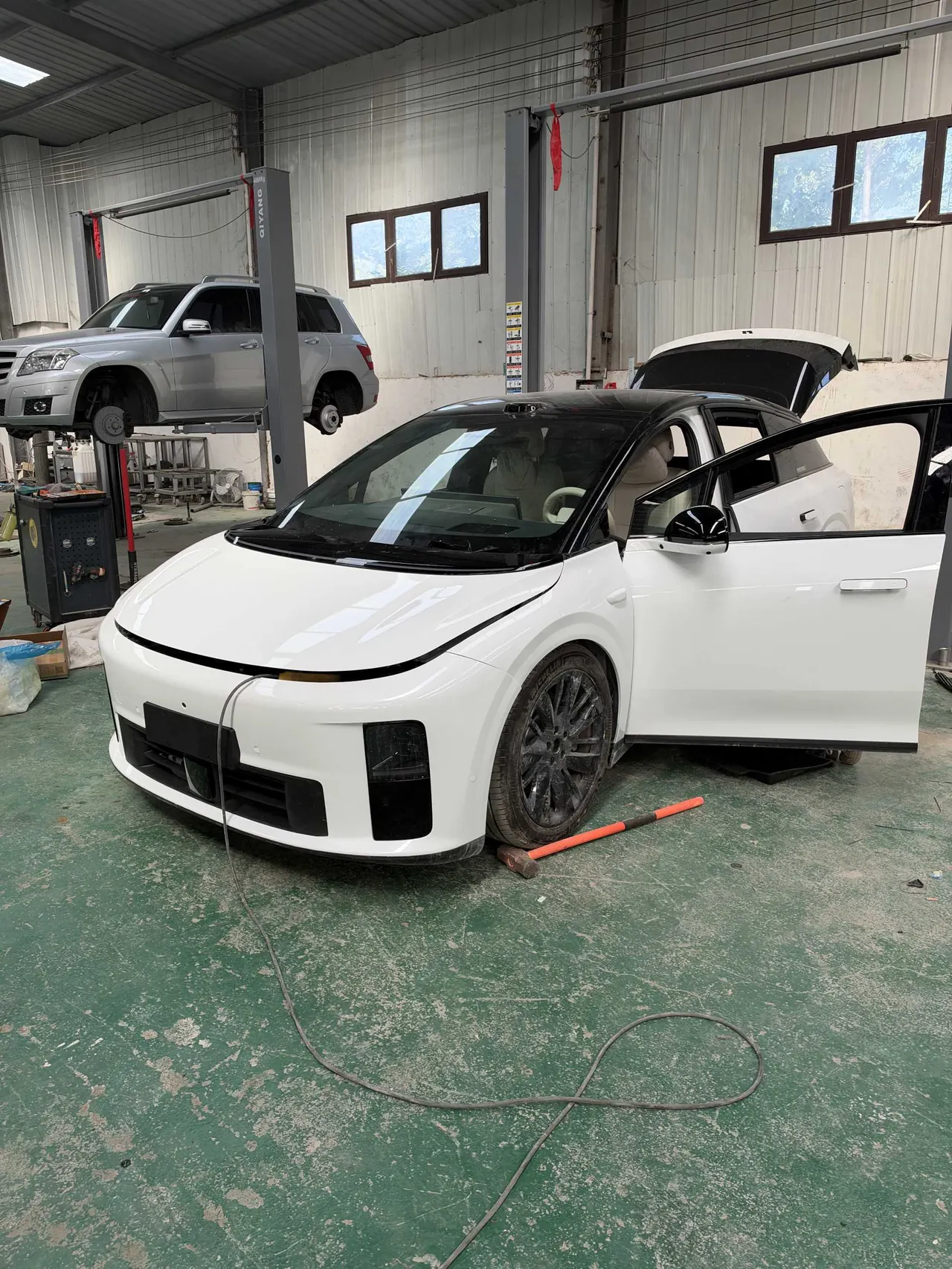 Li 2025 i6 four-wheel drive basic automatic transmission 2