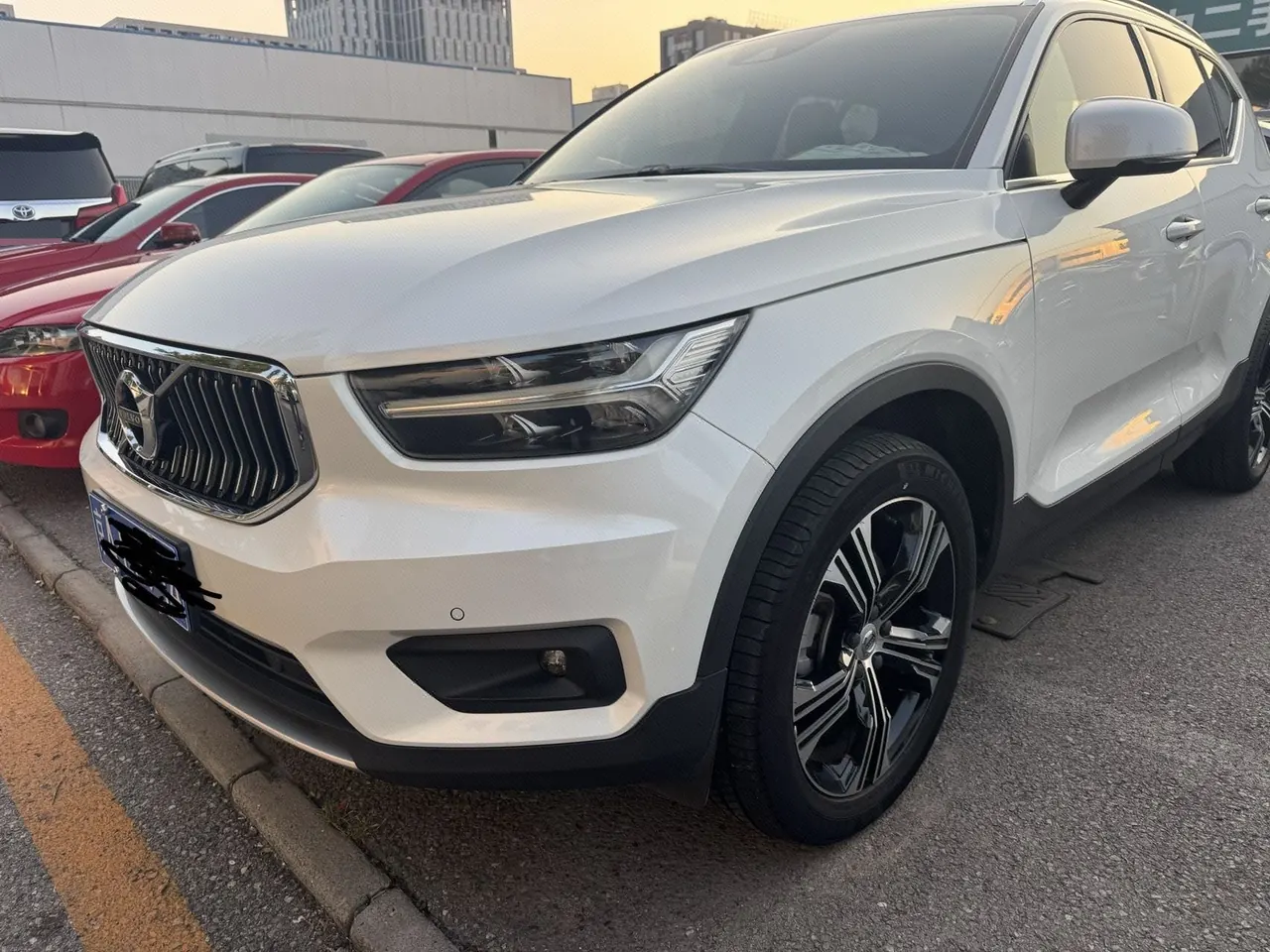 Volvo 2021 XC40 2.0T T4 4-wheel drive Zhiyuan Deluxe Edition Automatic Gear - View 1