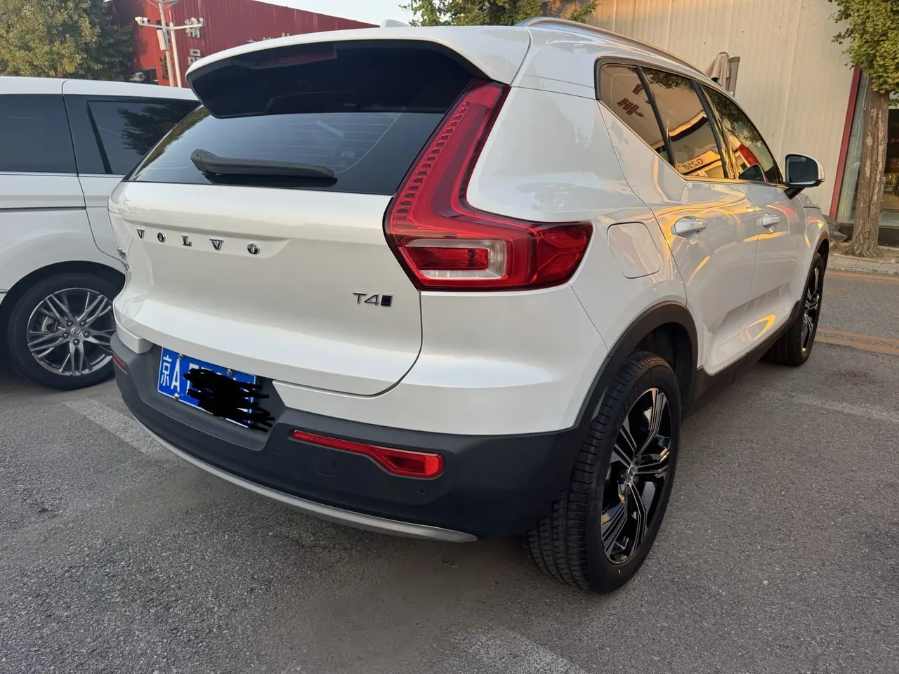 Volvo 2021 XC40 2.0T T4 4-wheel drive Zhiyuan Deluxe Edition Automatic Gear 2
