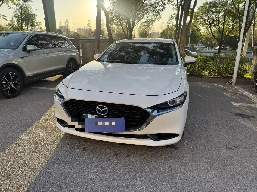 Mazda 3 Oncorsela 2020 Mazda 3 Oncorsela-sedan 2.0 quality version automatic transmission 2