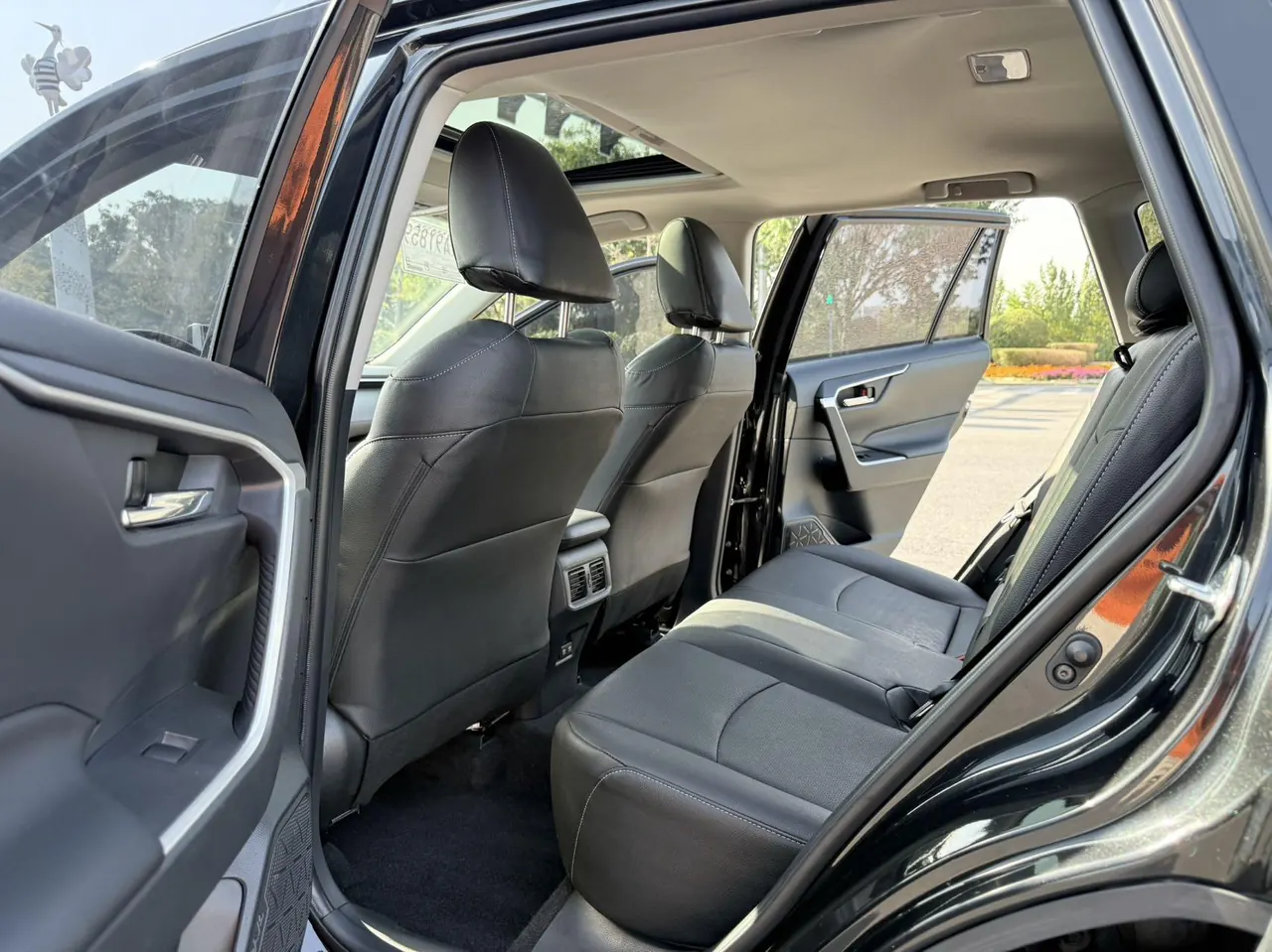 Toyota 2020 RAV4 Rongfeng 2.0 Stepless Four-wheel Drive Fashion Edition Automatic Gear 13
