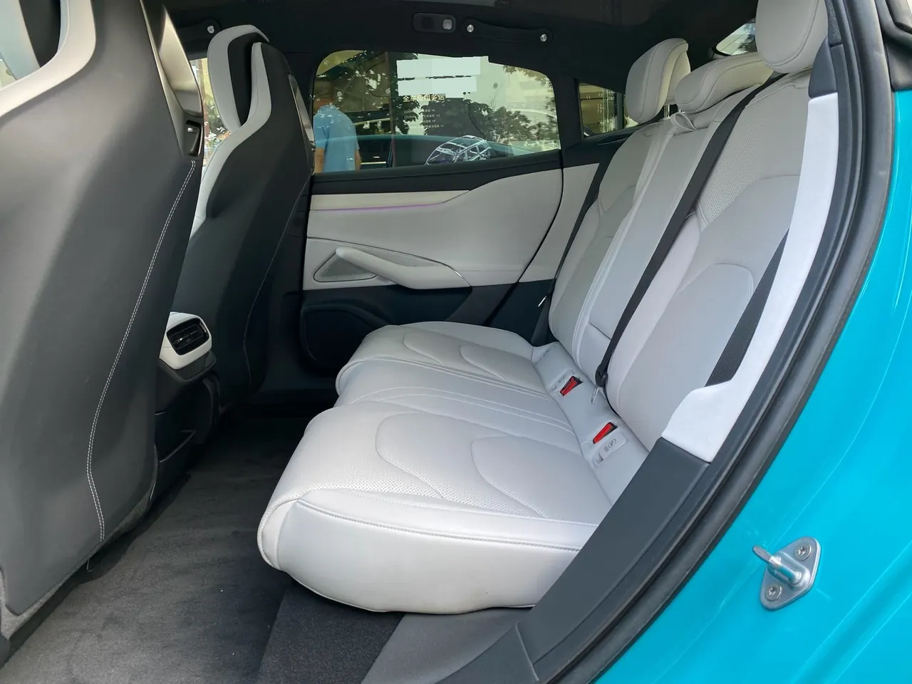 MI 2024 SU 7 830km Rear Drive Ultra Long Endurance High-end Smart Drive Pro Edition Automatic Gear 4