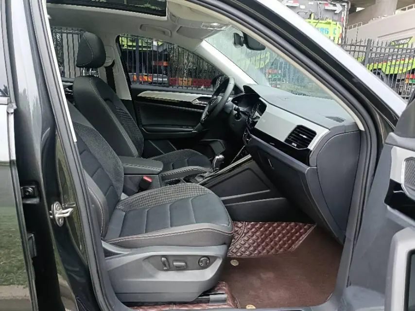 Volkswagen 2020 Tanyue 2.0TSI 330TSI Two-Drive Deluxe Zhilian Edition Pro Automatic Gear 9
