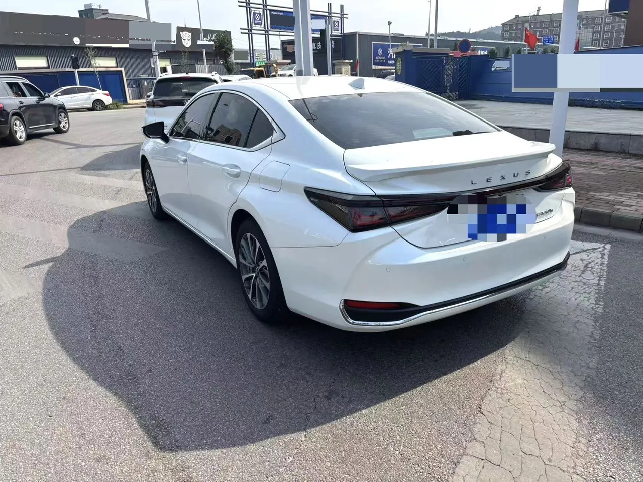 Lexus ES (Imported) 2025 ES300h 2.5 Stepless Premium Edition Automatic Gear 3