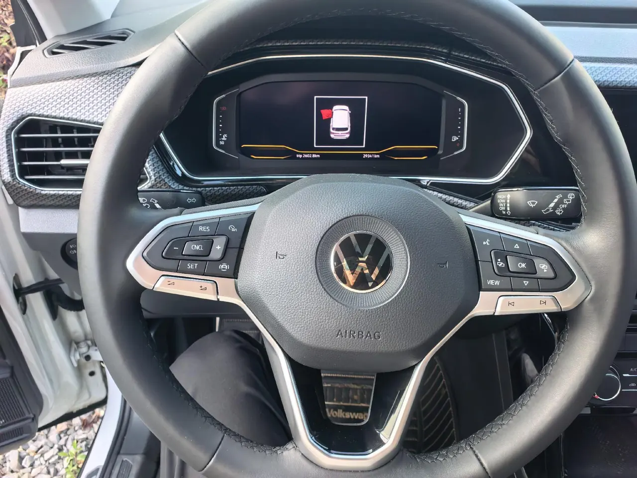 Volkswagen 2020 Shadow 1.5 R-Line Automatic Transmission 6