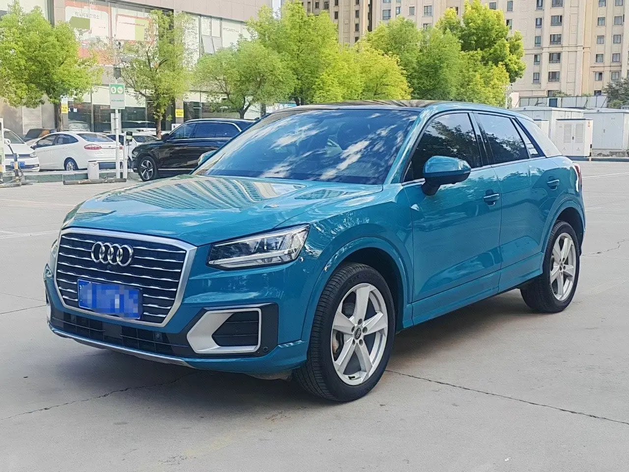 Open image lightbox: Audi 2020 Q2L 1.4TFSI 35TFSI Fashion Dynamic Automatic