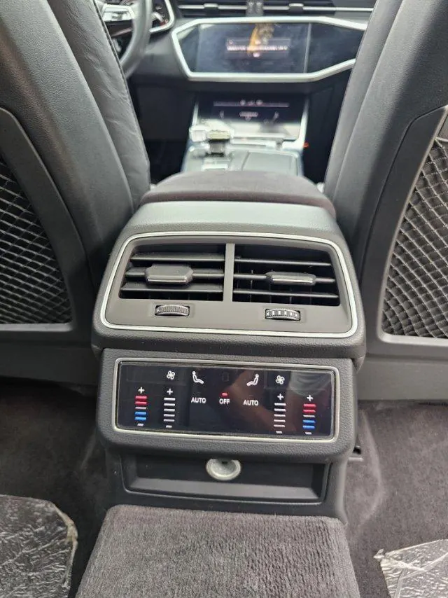 Audi 2020 A6L 2.0TFSI 45TFSI Quattro Selected Dynamic Automatic 8