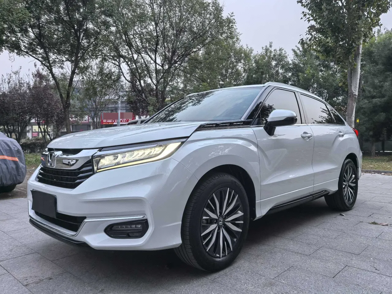 Open image lightbox: Honda 2020 crown road 2.0T 370TURBO four-wheel drive exclusive edition two-color automatic gear