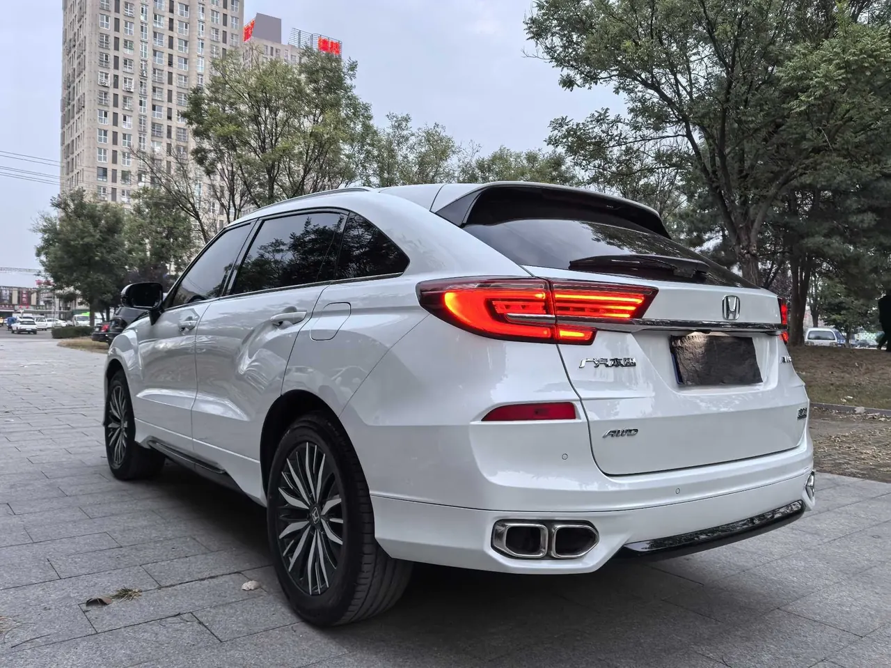 Honda 2020 crown road 2.0T 370TURBO four-wheel drive exclusive edition two-color automatic gear 4