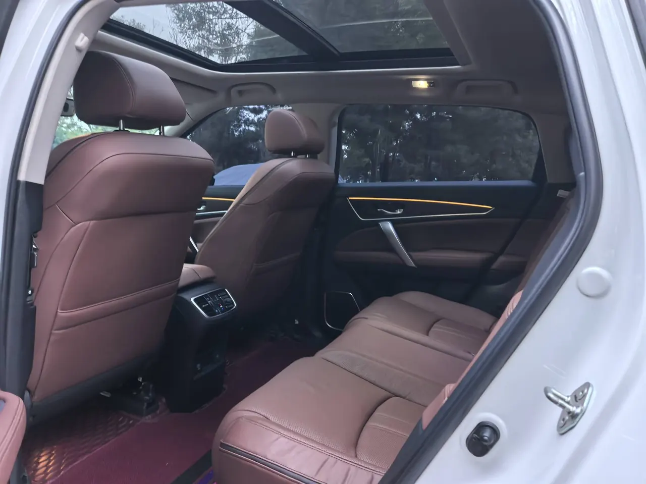 Honda 2020 crown road 2.0T 370TURBO four-wheel drive exclusive edition two-color automatic gear 8