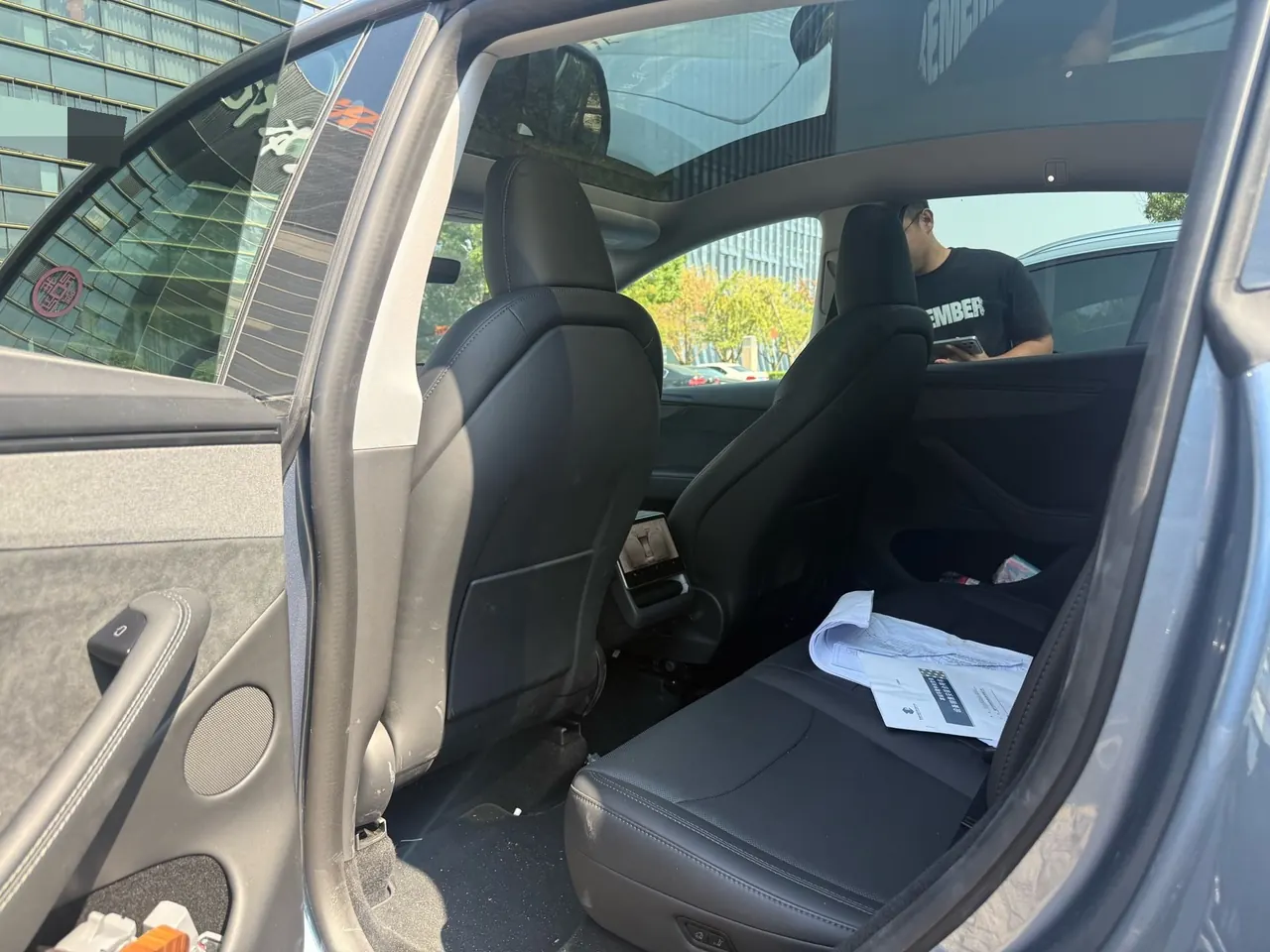 Tesla 2025 Model Y long endurance all-wheel drive version (modified) automatic gear 3