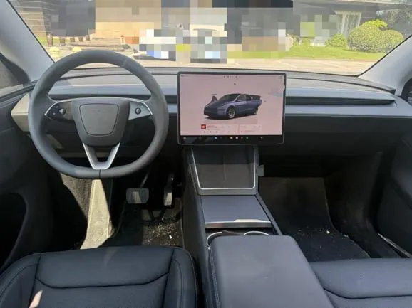 Tesla 2025 Model Y long endurance all-wheel drive version (modified) automatic gear 4