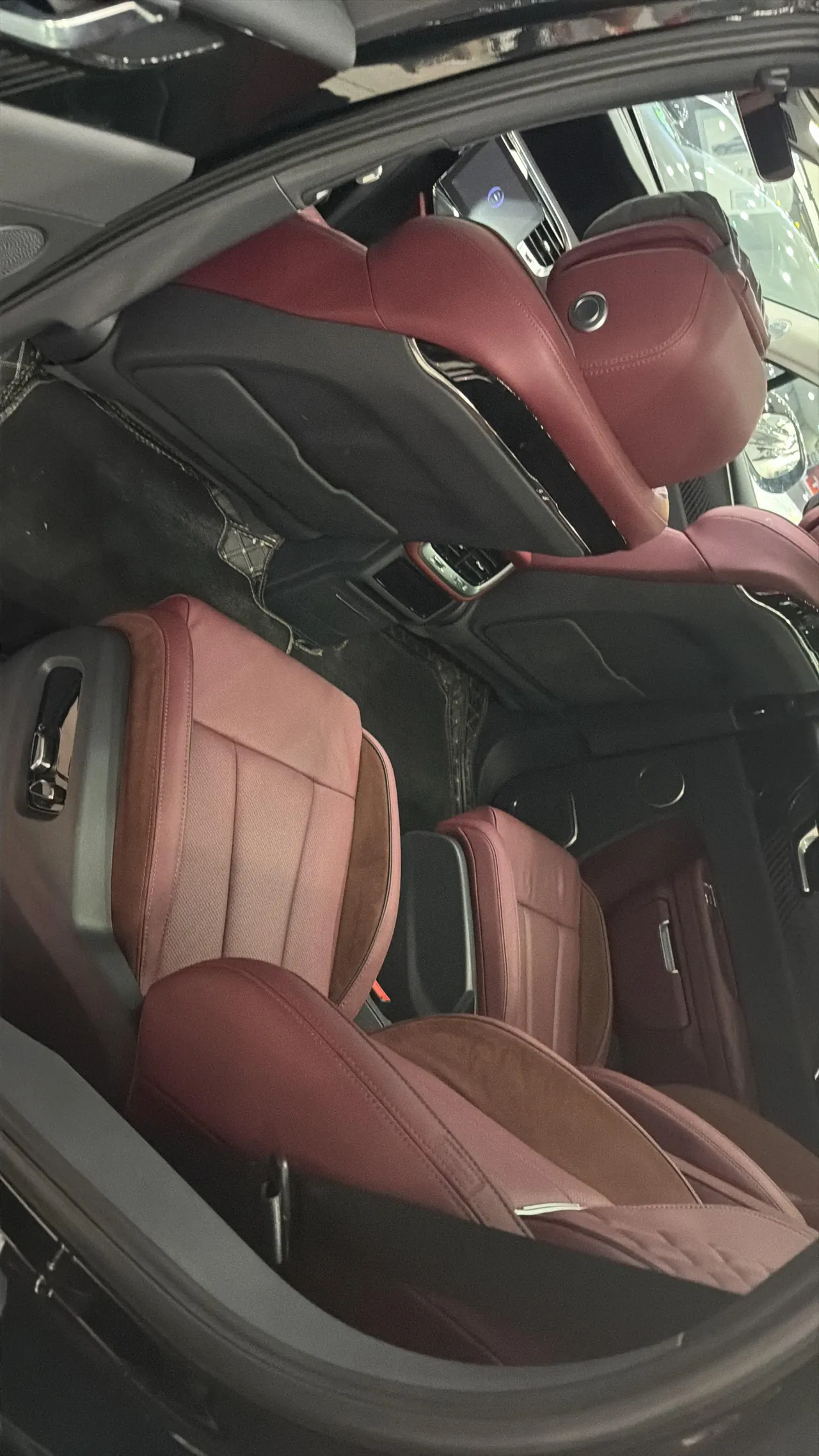 HongQi 2021 E-HS9 Flag Enjoy 6-seat Automatic Gear 5