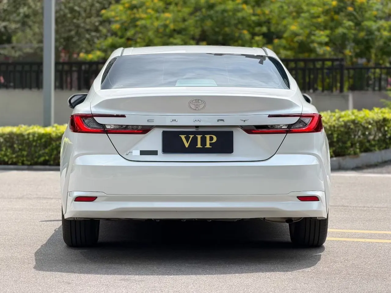 Toyota 2024 Camry 2.0GVP Stepless Deluxe Edition Automatic Transmission 4