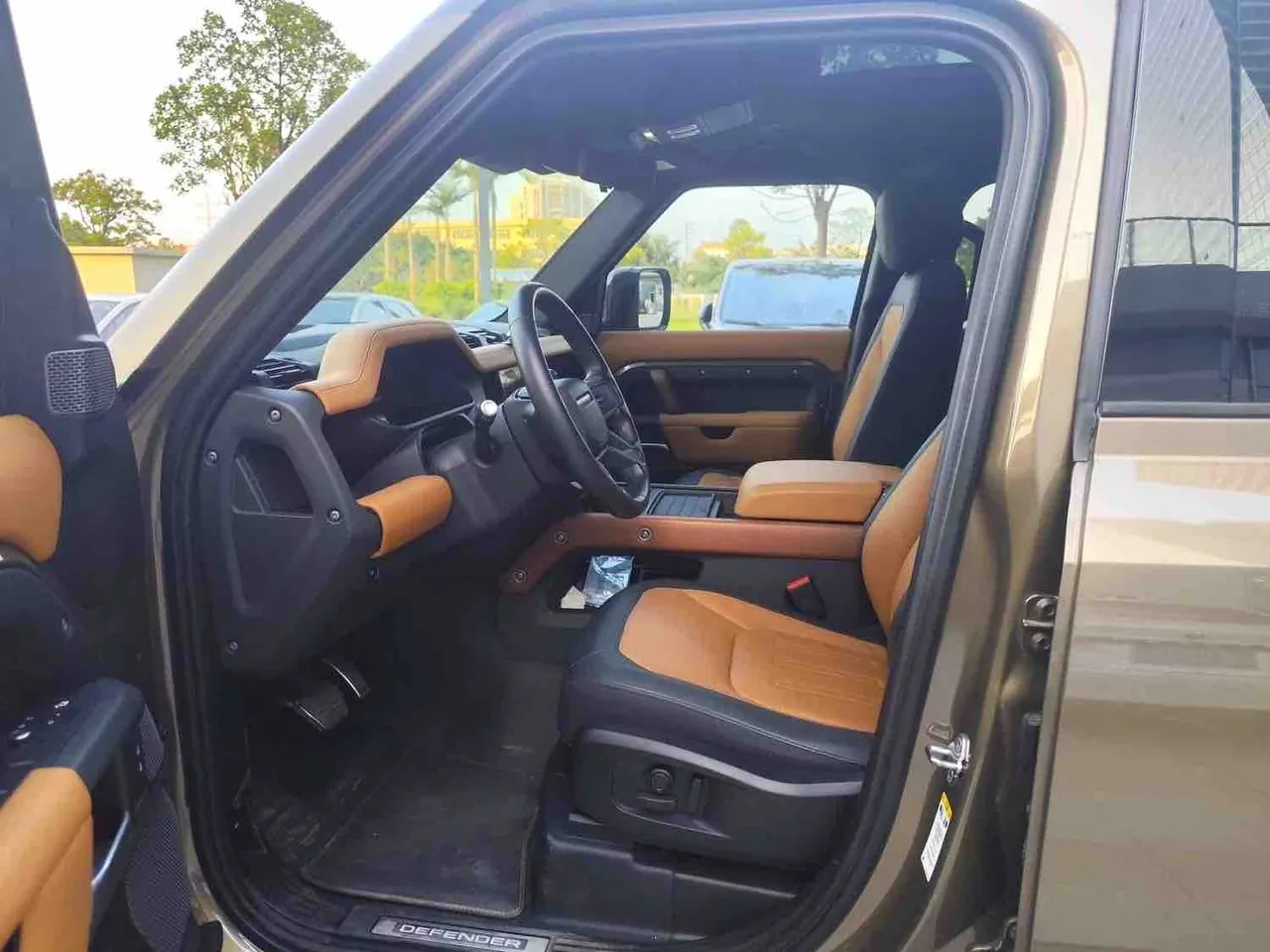 Land Rover Guard (Imported) 2020 Guard 110 3.0T X P400 Automatic Gear 6