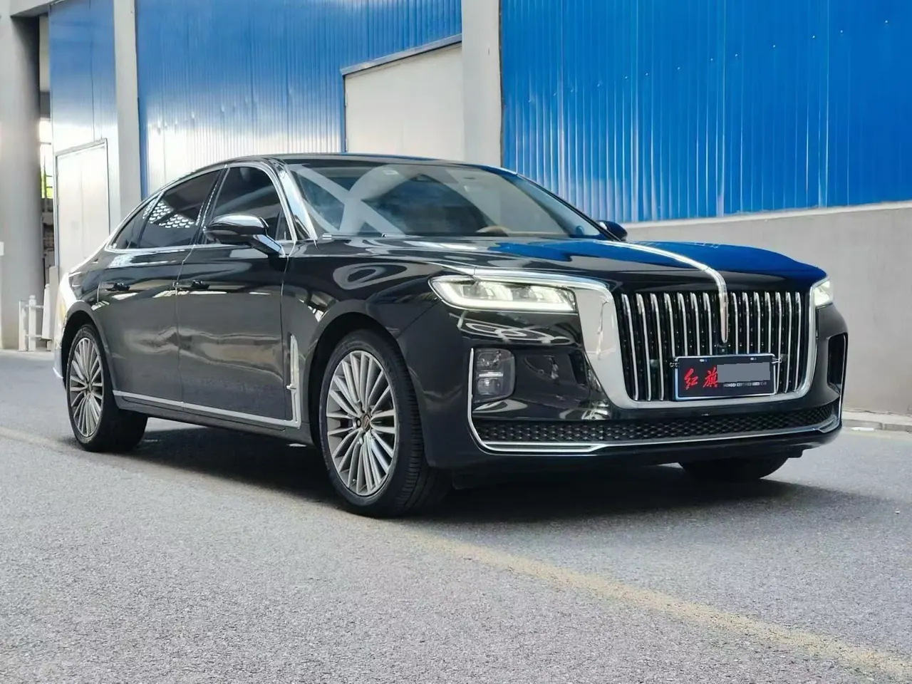 HongQi 2020 H9 48V 2.0T Zhilian Flag Edition Automatic Gear 3