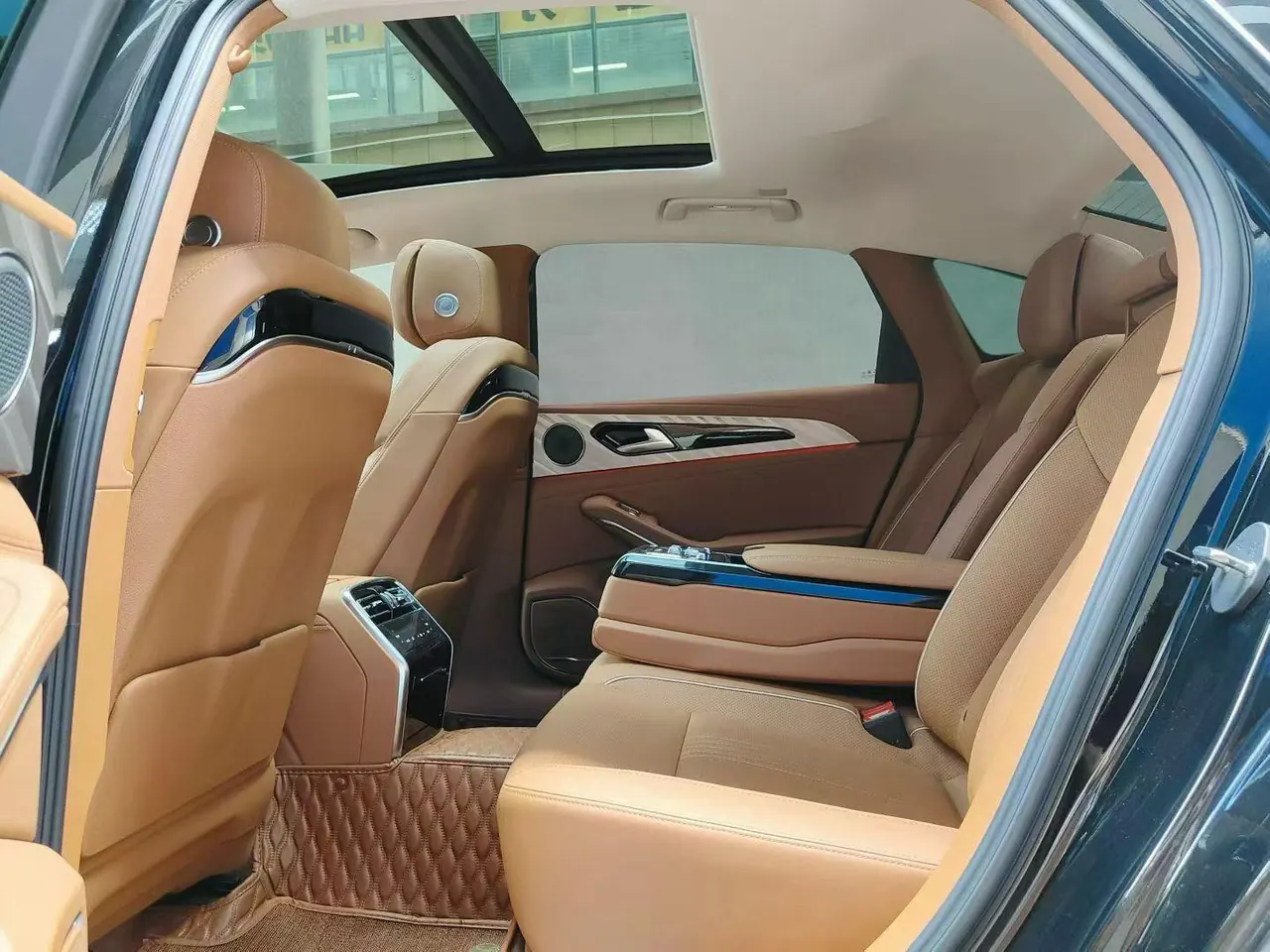 HongQi 2020 H9 48V 2.0T Zhilian Flag Edition Automatic Gear 6
