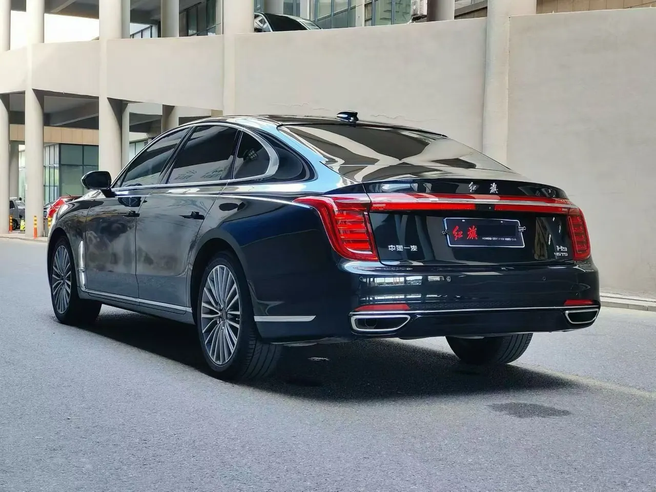 HongQi 2020 H9 48V 2.0T Zhilian Flag Edition Automatic Gear 7