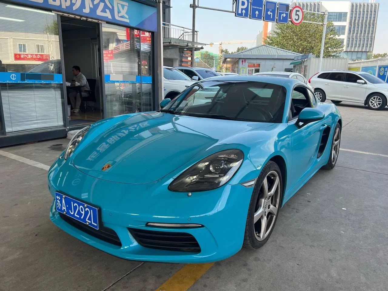 Open image lightbox: Porsche 718 (Imported) 2020 718 Carman 2.0T Automatic
