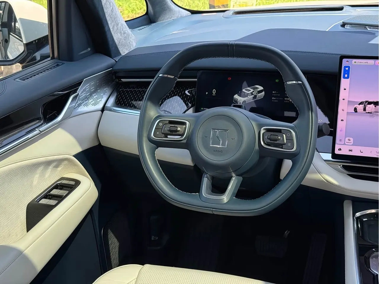 Zeekr 2024 Zeekr 009 seven-seat aisle version four-wheel drive 108kWh automatic gear 8