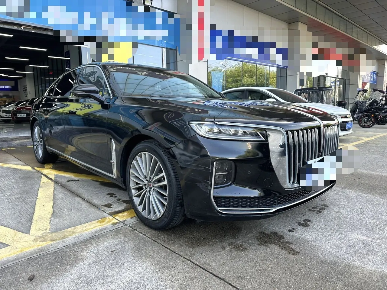 HongQi 2020 H9 48V 2.0T Zhilian Flag Edition Automatic Gear 3