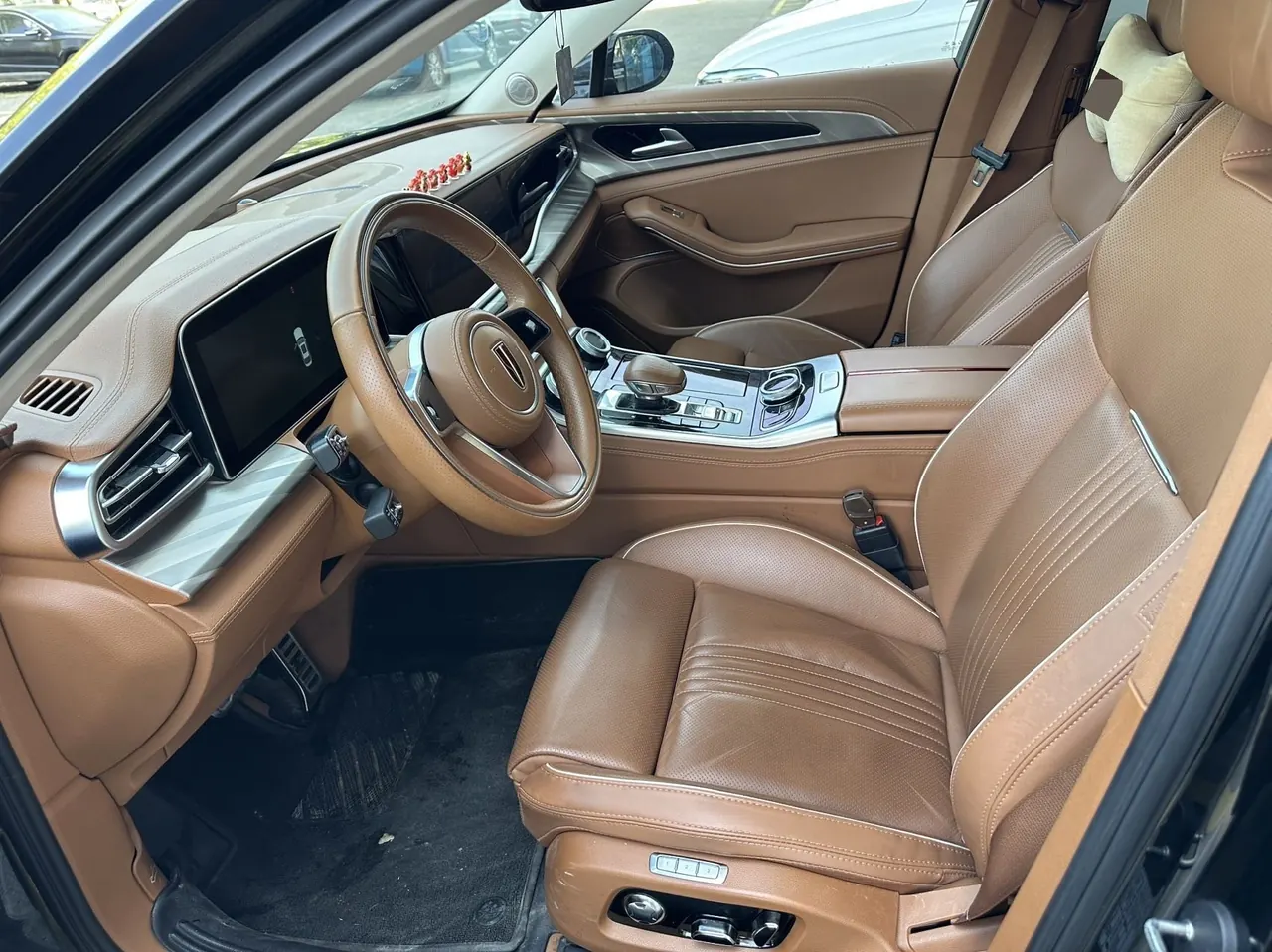 HongQi 2020 H9 48V 2.0T Zhilian Flag Edition Automatic Gear 4