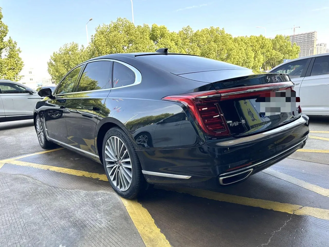 HongQi 2020 H9 48V 2.0T Zhilian Flag Edition Automatic Gear 7