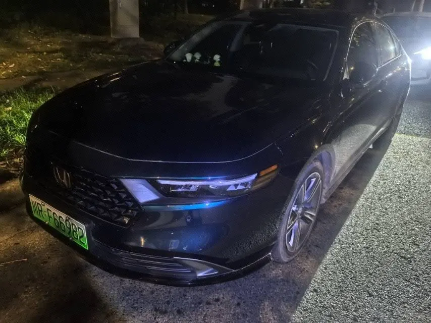 Honda Accord New Energy 2023 11th Generation Accord e:PHEV 2.0 Stepless Premium Edition Automatic Gear - View 1