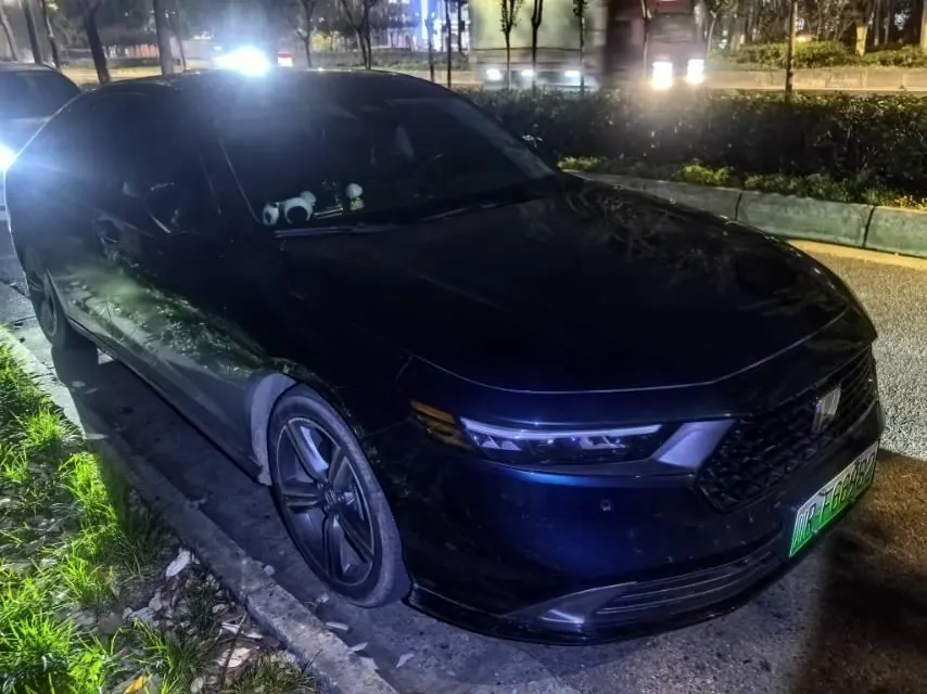 Honda Accord New Energy 2023 11th Generation Accord e:PHEV 2.0 Stepless Premium Edition Automatic Gear 3